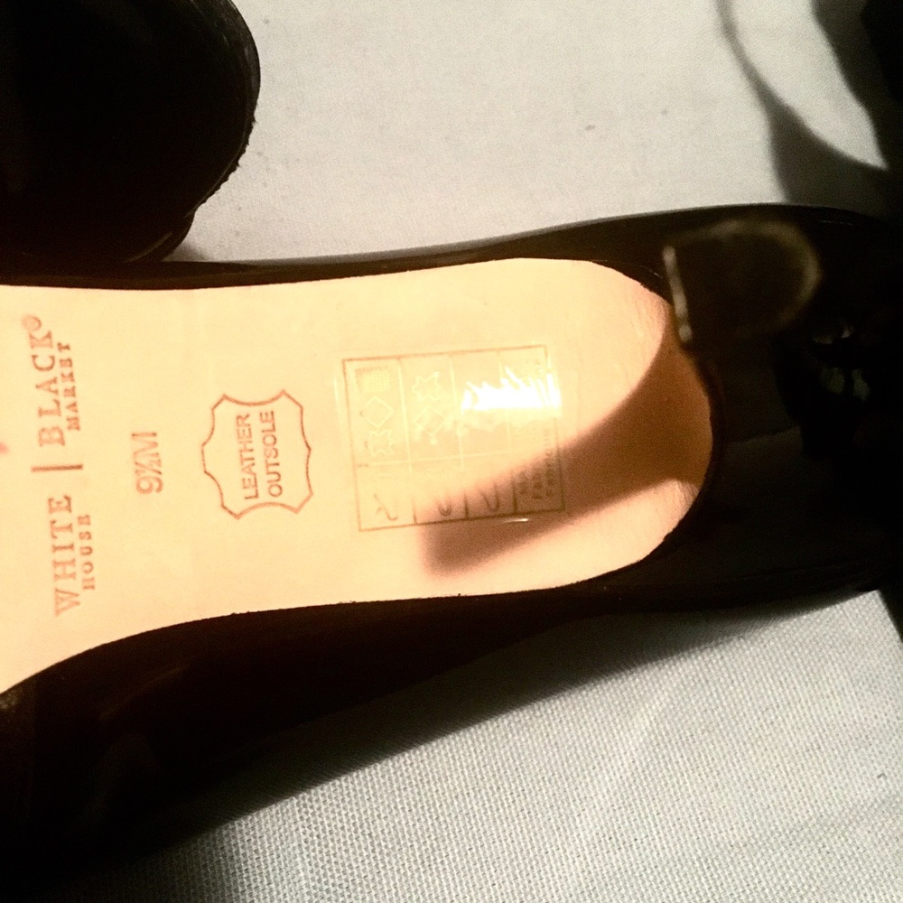 White House Black Market Peep Toe Heel - Picture 6 of 6